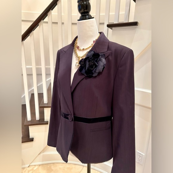 LAST CHANCE! Tailored Purple Blazer - Picture 7 of 12